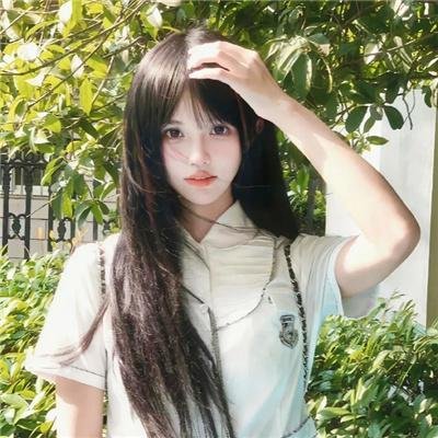 攀岩女孩儿
